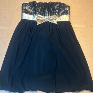 Gunne Sax Jessica McClintock Bubble Hem Dress Strapless Black Gold Lace Vintage